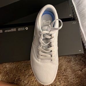 Nike Check Solar SB (grey) for Men and Women !!!